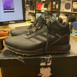 Adidas Men's Black and Tan Athletic Shoes